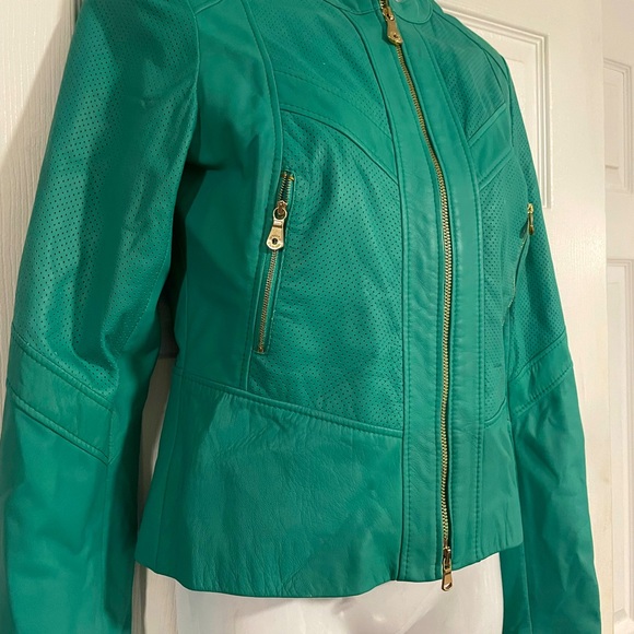Turquoise Guess leather jacket size small NWOT - Picture 2 of 4